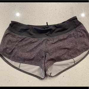 Lululemon Speed Up 2.5” short - grey pattern